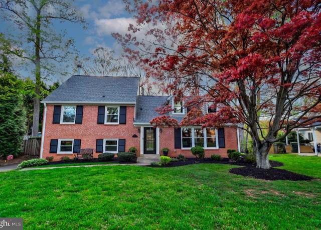 Property at 4610 Gramlee Cir, Fairfax, VA 22032, 5 beds, 3.5 baths