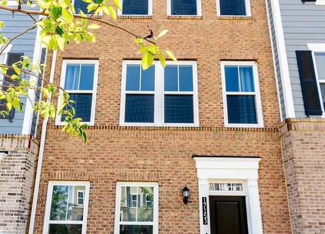 Property at 17153 Cumberland Height Dr, Dumfries, VA 22026, 3 beds, 2.5 baths