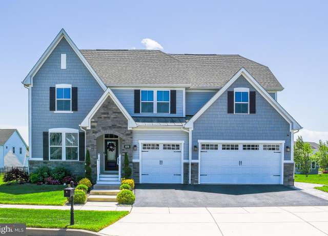 Property at 878 Sweet Birch Dr, Middletown, DE 19709, 6 beds, 5 baths