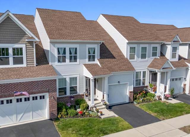 Property at 5910 Ravel Ln, Middletown, DE 19709, 2 beds, 2.5 baths