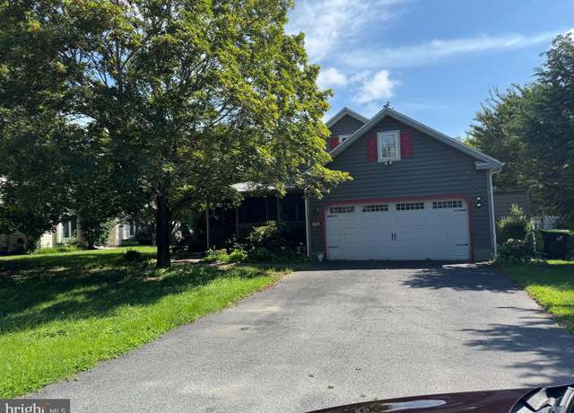 Property at 131 Lakeside Dr, Lewes, DE 19958, 3 beds, 2 baths