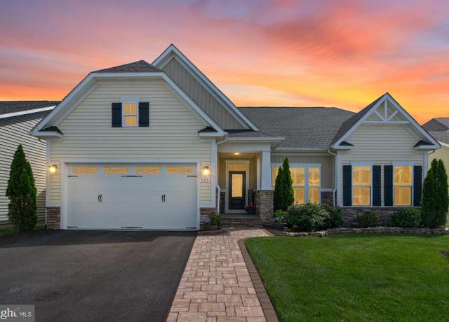 Property at 3058 Sunny Ridge Dr, Odenton, MD 21113, 5 beds, 4 baths