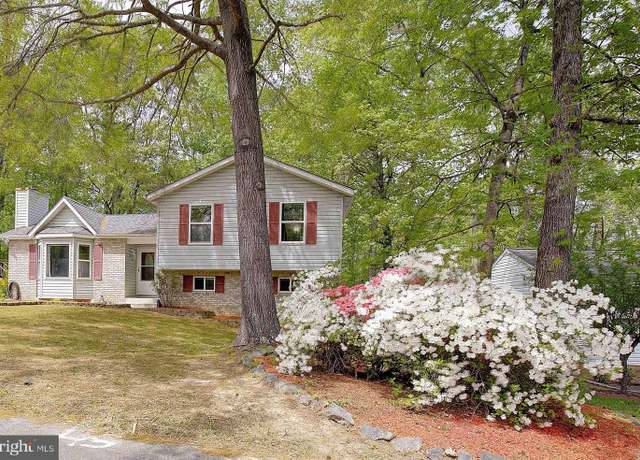Property at 778 Lazy River Rd, Lusby, MD 20657, 4 beds, 3 baths