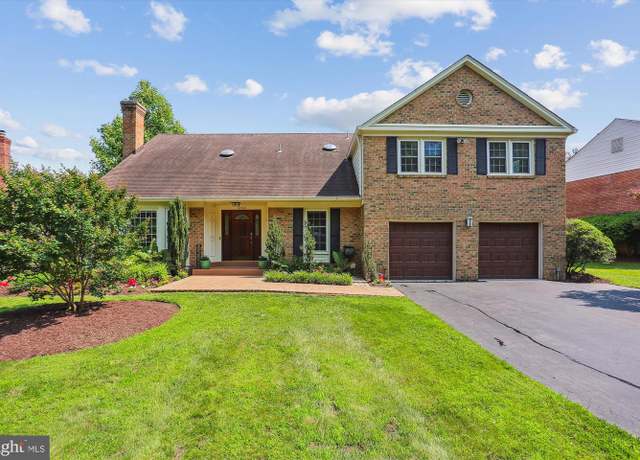 Property at 12323 Overpond Way, Potomac, MD 20854, 5 beds, 4 baths