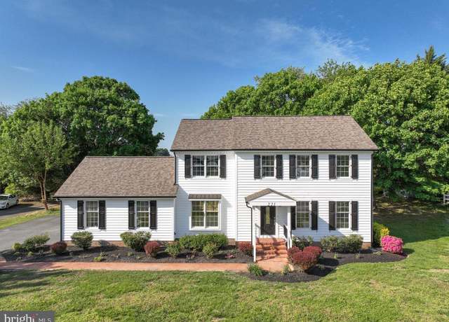 Property at 221 Frederick Dr, Centreville, MD 21617, 4 beds, 3 baths