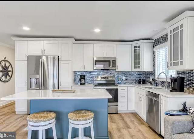 Property at 6801 Atlantic Ave #2, Ocean City, MD 21842, 3 beds, 2 baths