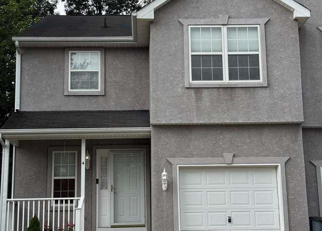 Property at 4 Juniper Ln, Blackwood, NJ 08012, 3 beds, 2.5 baths