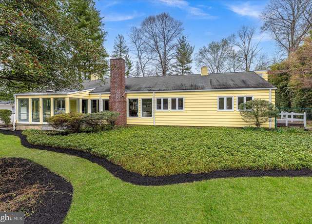 Property at 237 Elm Rd, Princeton, NJ 08540, 4 beds, 3 baths