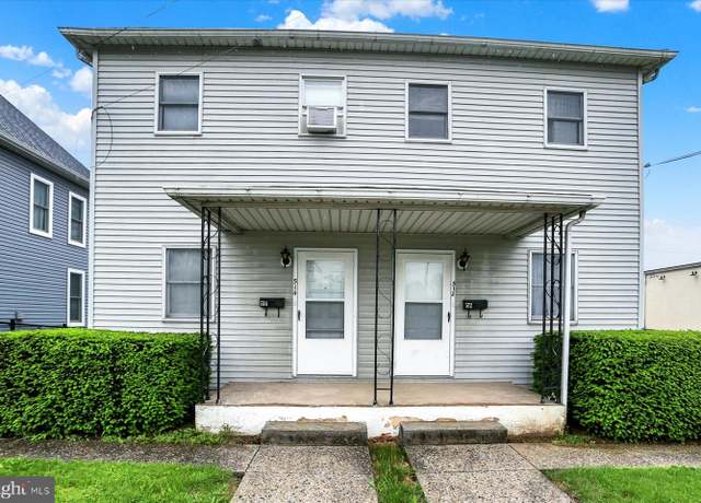 Property at 512-514 E Main St, Mechanicsburg, PA 17055, 4 beds, 3 baths