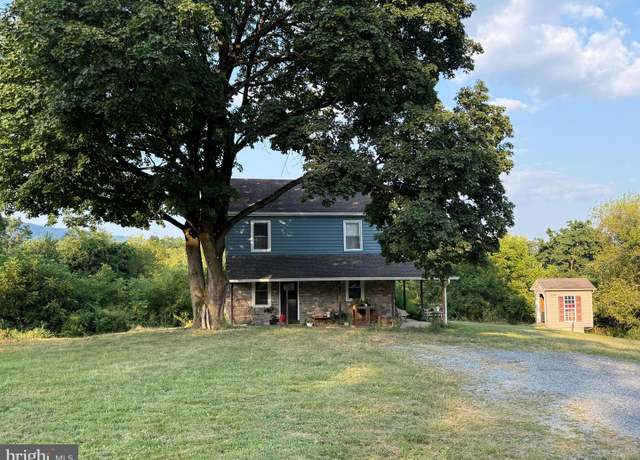 Property at 36 King Dr, Carlisle, PA 17015, 2 beds, 2 baths
