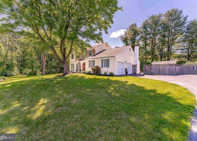 Property at 127 Timber Springs Ln, Exton, PA 19341, 4 beds, 2.5 baths