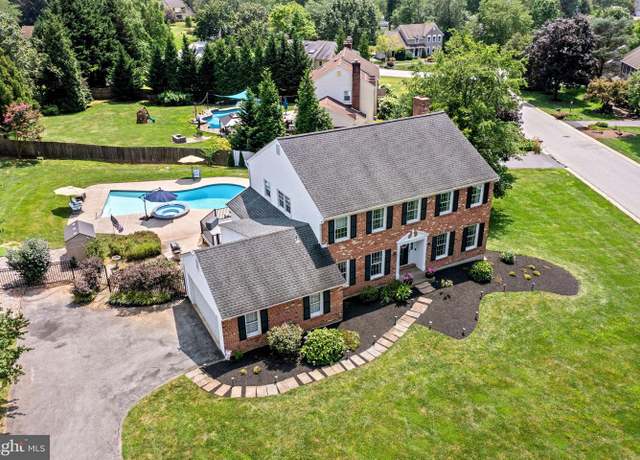 Property at 1591 White Chimney Rd, West Chester, PA 19380, 4 beds, 3.5 baths