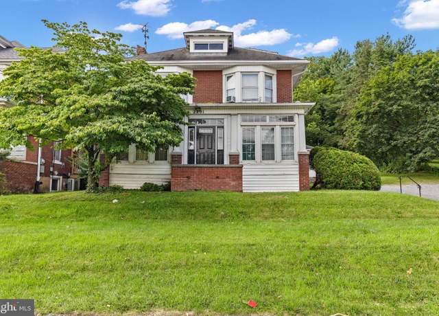 Property at 2201 Walnut St, Harrisburg, PA 17103, 3 beds