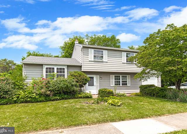 Property at 5838 Clarkson Dr, East Petersburg, PA 17520, 3 beds, 1.5 baths
