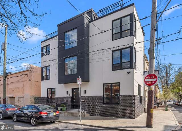 Property at 1001 S Chadwick St, Philadelphia, PA 19146, 4 beds, 2.5 baths