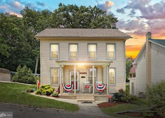 Property at 75 Railroad Ave, York Haven, PA 17370, 4 beds, 1.5 baths