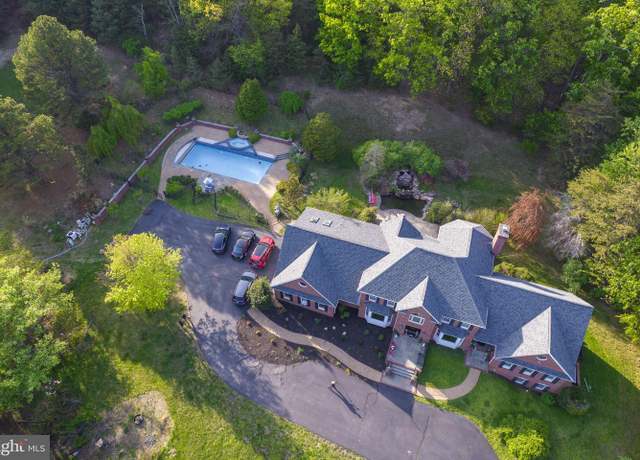 Property at 17000 Thousand Oaks Dr, Haymarket, VA 20169, 6 beds, 6.5 baths