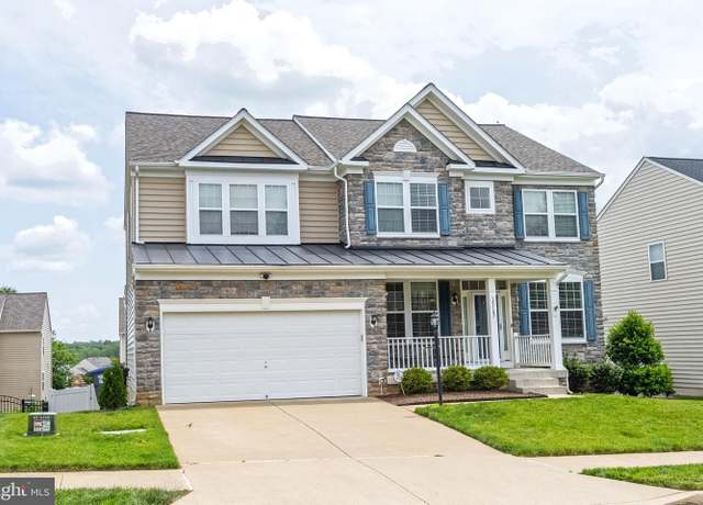 Property at 15187 Addison Ln, Woodbridge, VA 22193, 6 beds, 3.5 baths