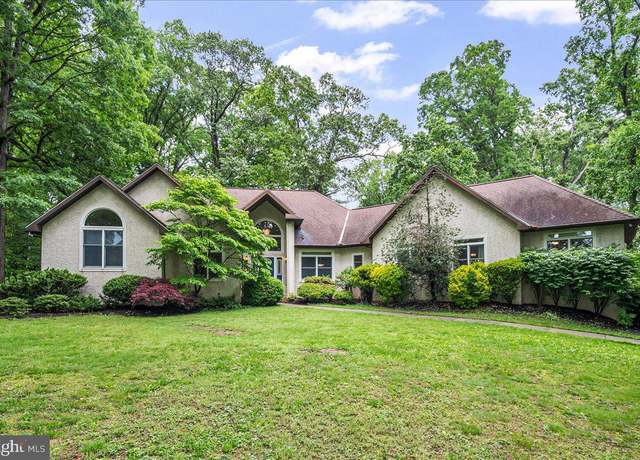 Property at 107 Kingston Dr, Bear, DE 19701, 4 beds, 3.5 baths