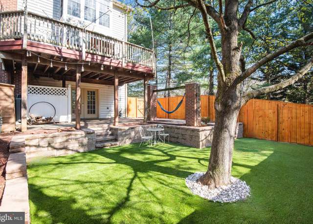 Property at 9963 Foxborough Cir, Rockville, MD 20850, 4 beds, 3.5 baths