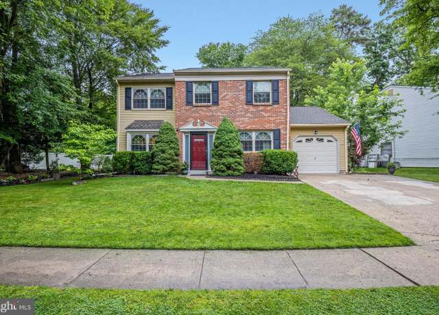 Property at 59 Lakeside Dr, Marlton, NJ 08053, 4 beds, 2.5 baths