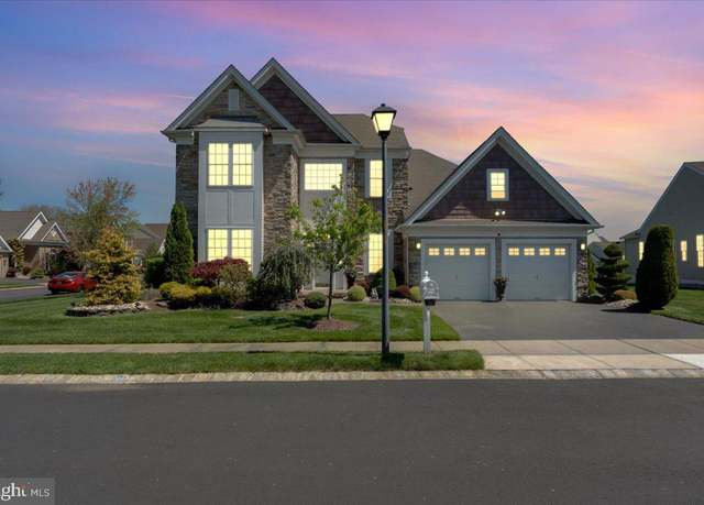 Property at 1 Ballybunion Dr, Monroe Twp, NJ 08831, 4 beds, 3 baths