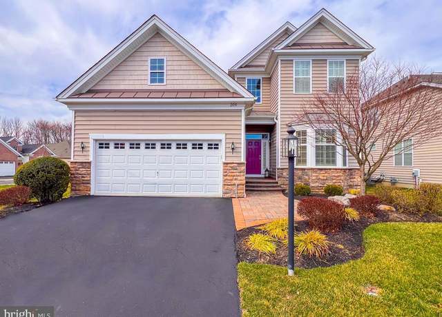 Property at 209 Regency Blvd, Yardley, PA 19067, 3 beds, 3.5 baths