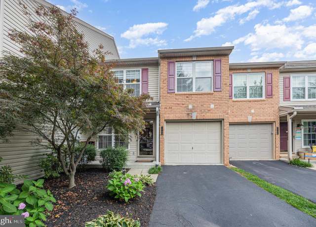 Property at 1148 Dunlin Ct, Mechanicsburg, PA 17050, 3 beds, 2.5 baths