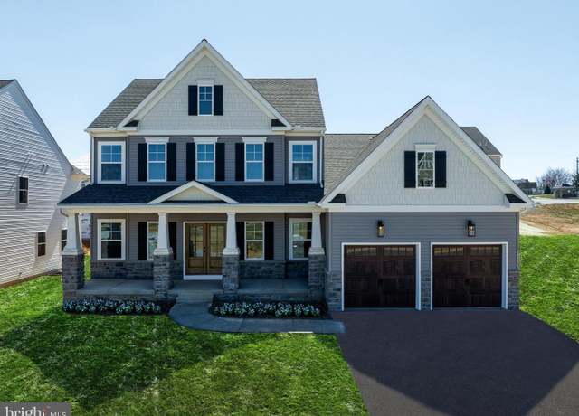 Property at 1150 Groff Ln, Lancaster, PA 17601, 4 beds, 2.5 baths