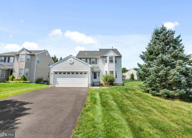 Property at 726 Queen Rd, Collegeville, PA 19426, 3 beds, 1.5 baths