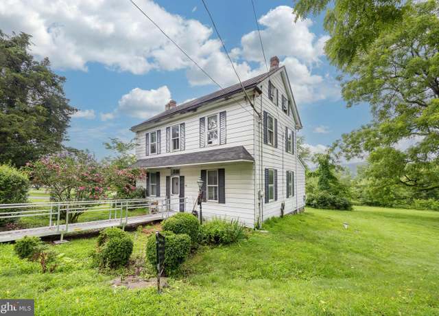 Property at 1398 Chestnut Grove Rd, Pottstown, PA 19464, 3 beds, 1.5 baths