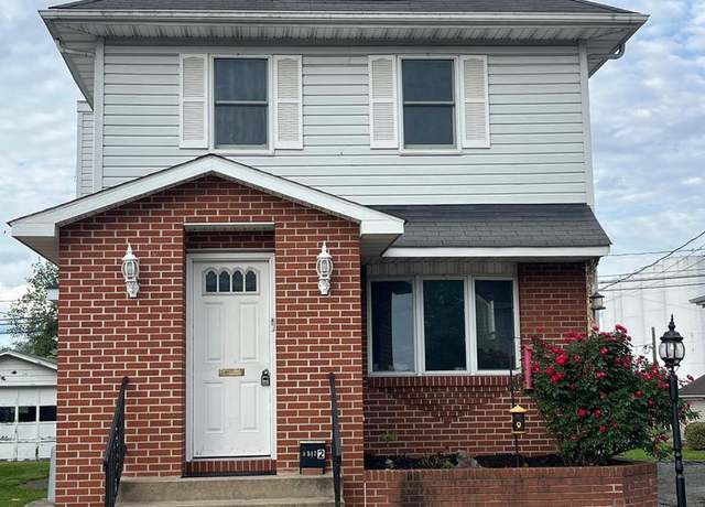 Property at 517 S Wayne St, Lewistown, PA 17044, 5 beds