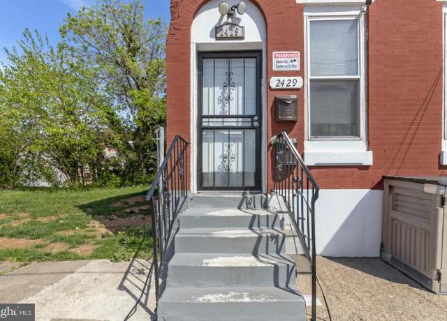 Property at 2429 N 10th St, Philadelphia, PA 19133, 5 beds, 2.5 baths