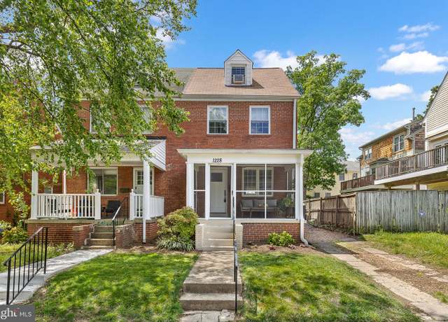 Property at 1228 N Lincoln St, Arlington, VA 22201, 3 beds, 2 baths