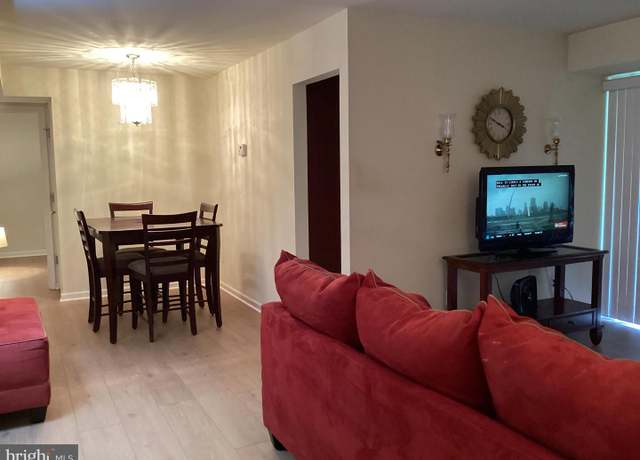 Property at 1805-A William St Unit B2, Fredericksburg, VA 22401, 1 bed, 1 bath