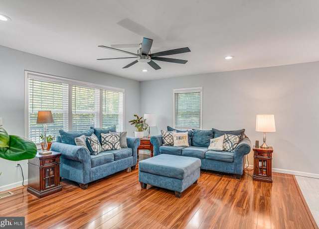 Property at 6488 Briggs, Warrenton, VA 20187, 3 beds, 2 baths