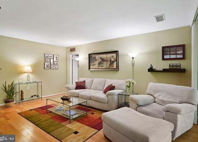 Property at 1521 Northgate Sq Unit 21-C, Reston, VA 20190, 3 beds, 2 baths