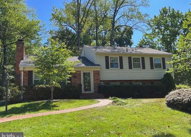 Property at 2419 Barbour Rd, Falls Church, VA 22043, 4 beds, 2.5 baths