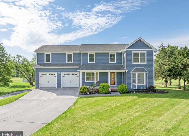 Property at 1117 Kesler Rd, Front Royal, VA 22630, 4 beds, 4.5 baths