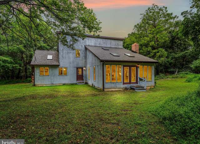 Property at 53 Stonehouse Ln, Shepherdstown, WV 25443, 3 beds, 2.5 baths