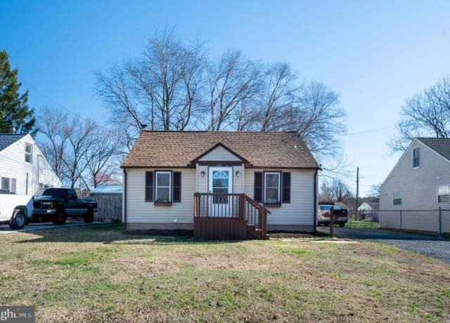 Property at 137 N Halsey Rd, Dover, DE 19901, 3 beds, 1.5 baths