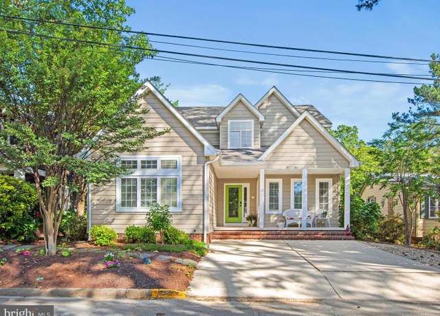 Property at 37 Sussex St, Rehoboth Beach, DE 19971, 4 beds, 3.5 baths