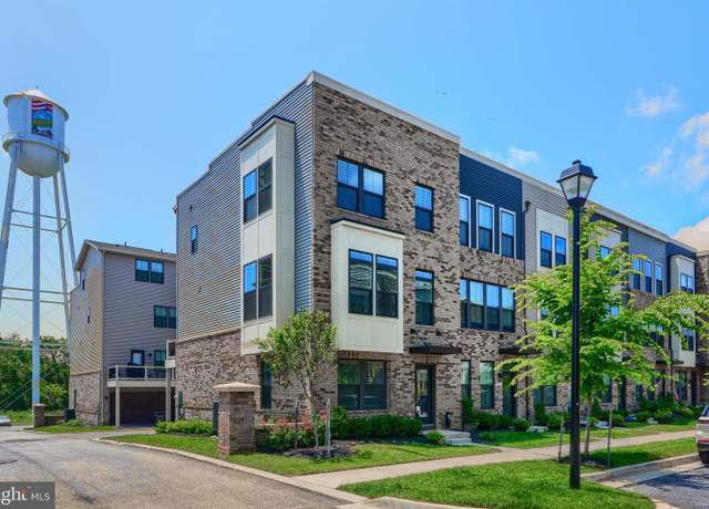 Property at 7113 Foundry St, Baltimore, MD 21222, 3 beds, 3 baths