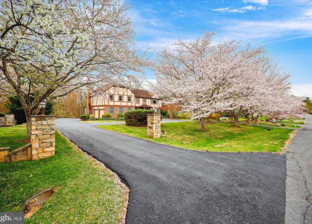 Property at 13608 Maidstone Ln, Potomac, MD 20854, 5 beds, 5 baths