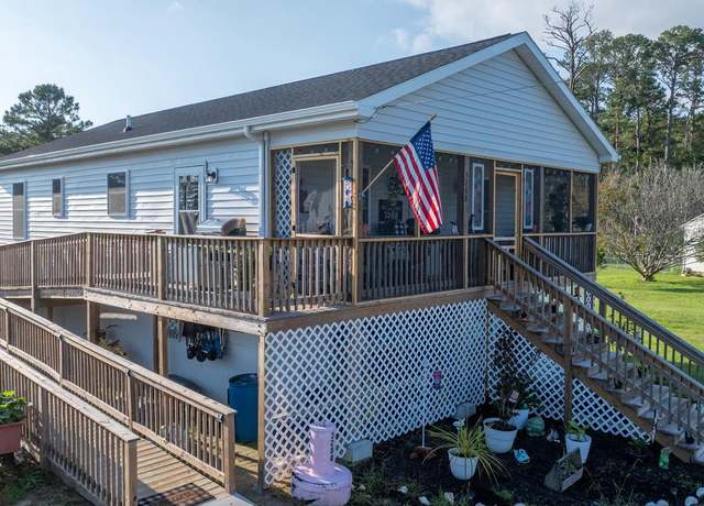 Property at 3288 Sackertown Rd, Crisfield, MD 21817, 3 beds, 1 bath