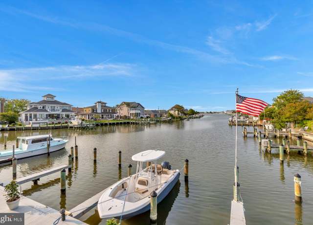 Property at 406 15th St #1, Ocean City, MD 21842, 2 beds, 2 baths