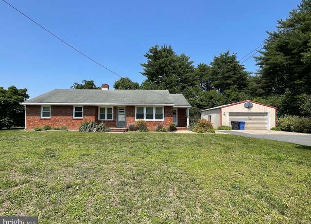 Property at 606 Quinton Marlboro Rd, Salem, NJ 08079, 3 beds, 1.5 baths
