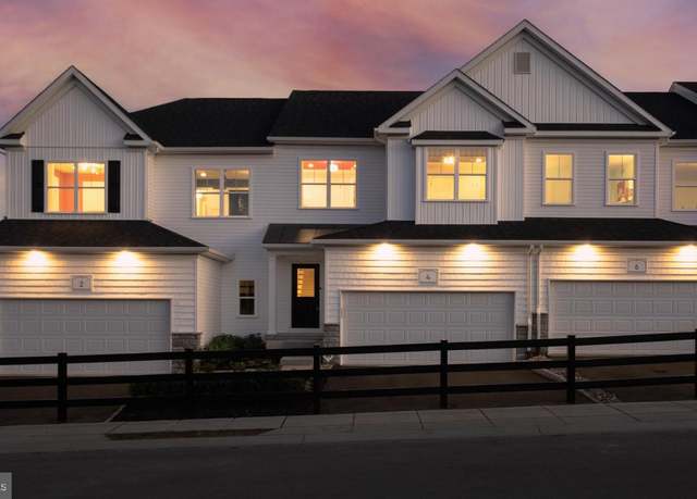 Property at 143 Vienna Blvd #84, Glenmoore, PA 19343, 3 beds, 2.5 baths