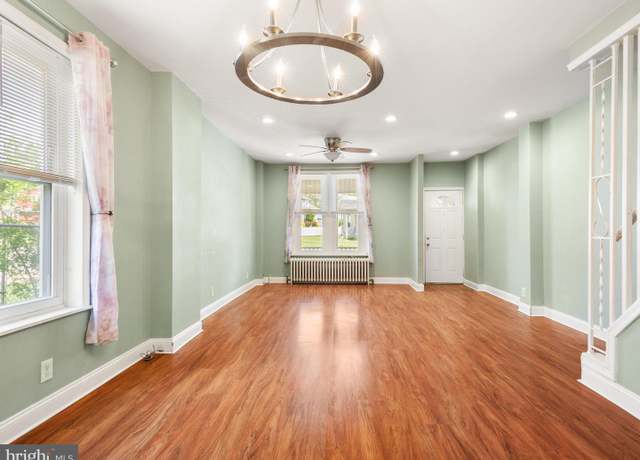 Property at 556 W Walnut St, Pottstown, PA 19464, 4 beds, 1.5 baths