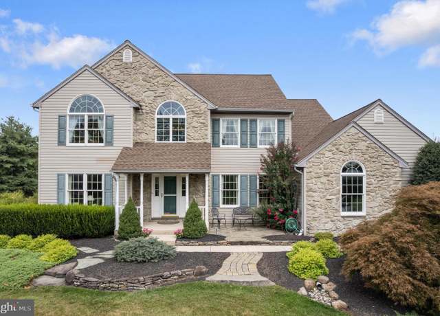 Property at 1010 Branch Mill Rd, Telford, PA 18969, 4 beds, 2.5 baths